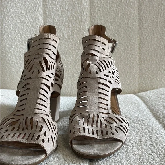 Franco Sarto taupe Cutout Block Heels - Picture 6 of 8